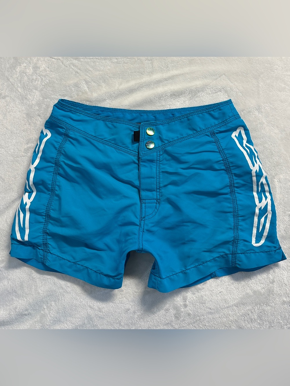 Y2K RRD women's blue white lined 4" board shorts, 27"